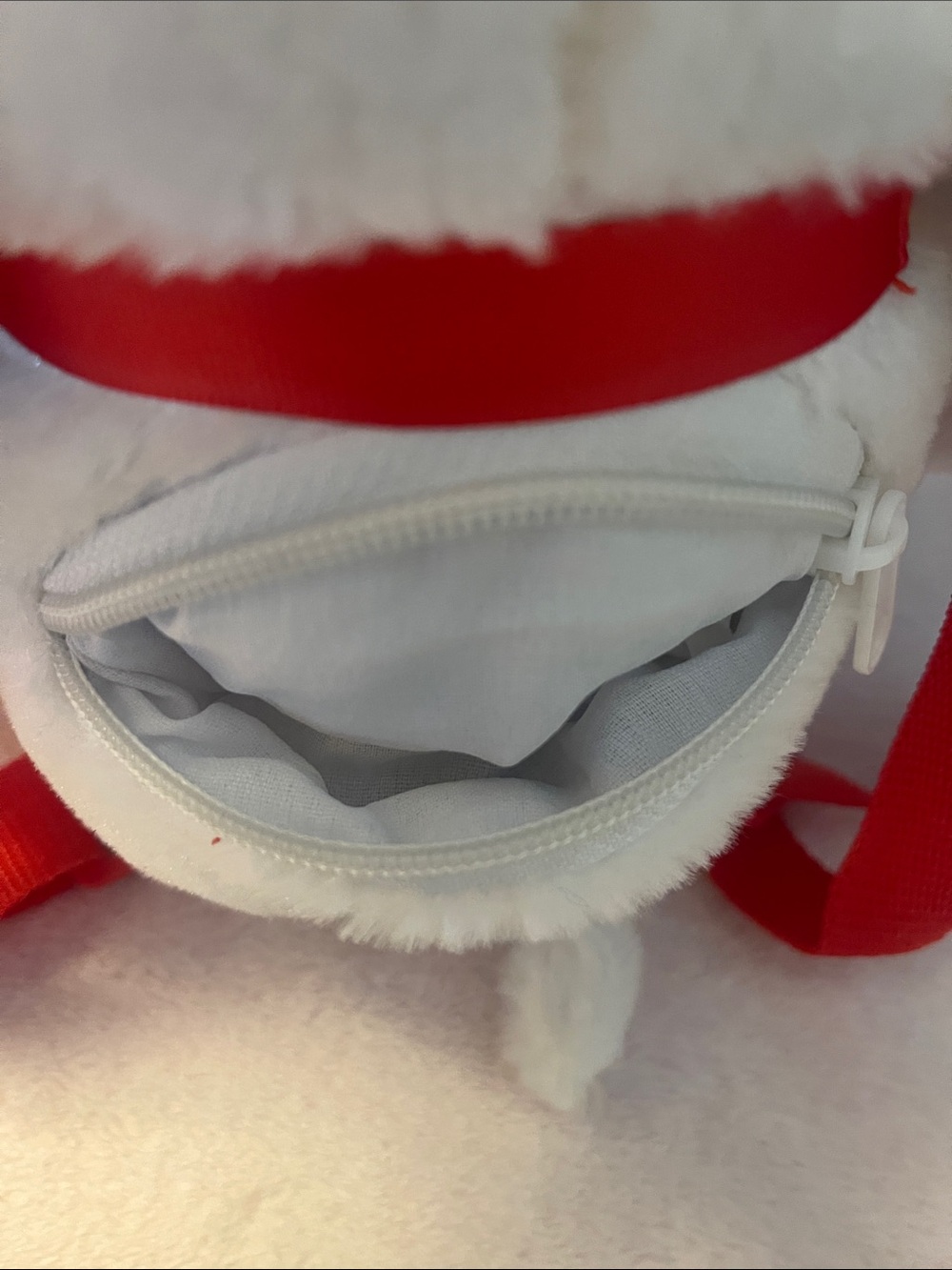 2014 Peanuts Snoopy backpack - Picture 3 of 5